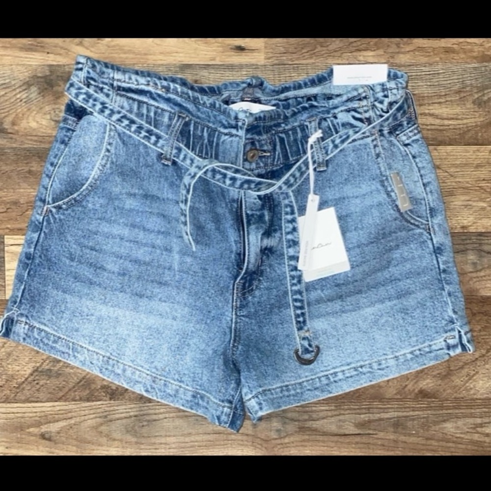 Kancan high waisted shorts